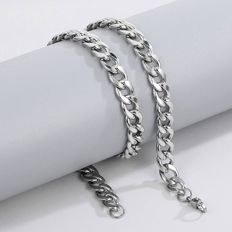 سلسلة عنق كوبية من الفولاذ الم - مراجعة Men Accessories Neck Chain وسعره